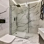 Fregata Aparthotel 3*