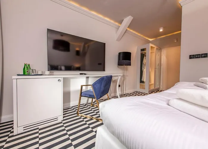 Fregata 아파트호텔 코워브제크